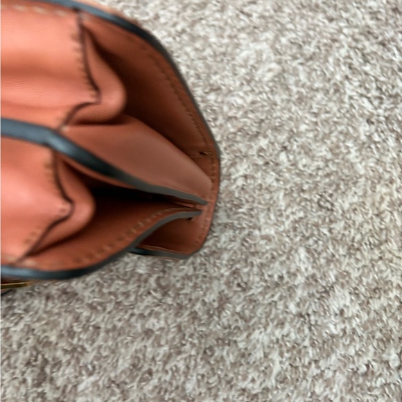 Chloe Louise - Picture 6 of 8